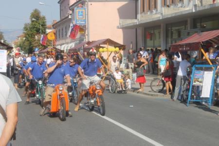 Povorka 12